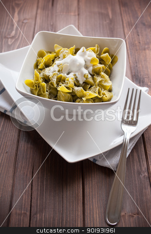 Sacchettini di pasta all'uovo con spinaci e ricotta Sacchettini di pasta all'uovo con spinaci e ricotta stock photo, pasta to the egg with spinach and ricotta cheese by Giordano Aita